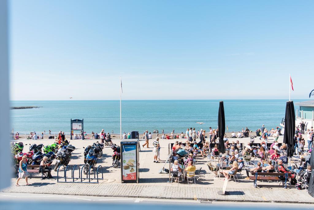 Sea View Ar Lan Y Mor Luxury Apartment Aberystwyth Extérieur photo